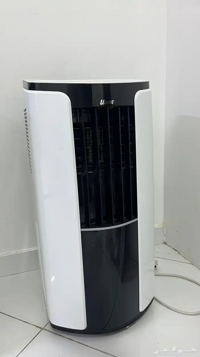 للبيع مكيف متنقل UGINE شبه جديد - مع كامل الملحقات 11