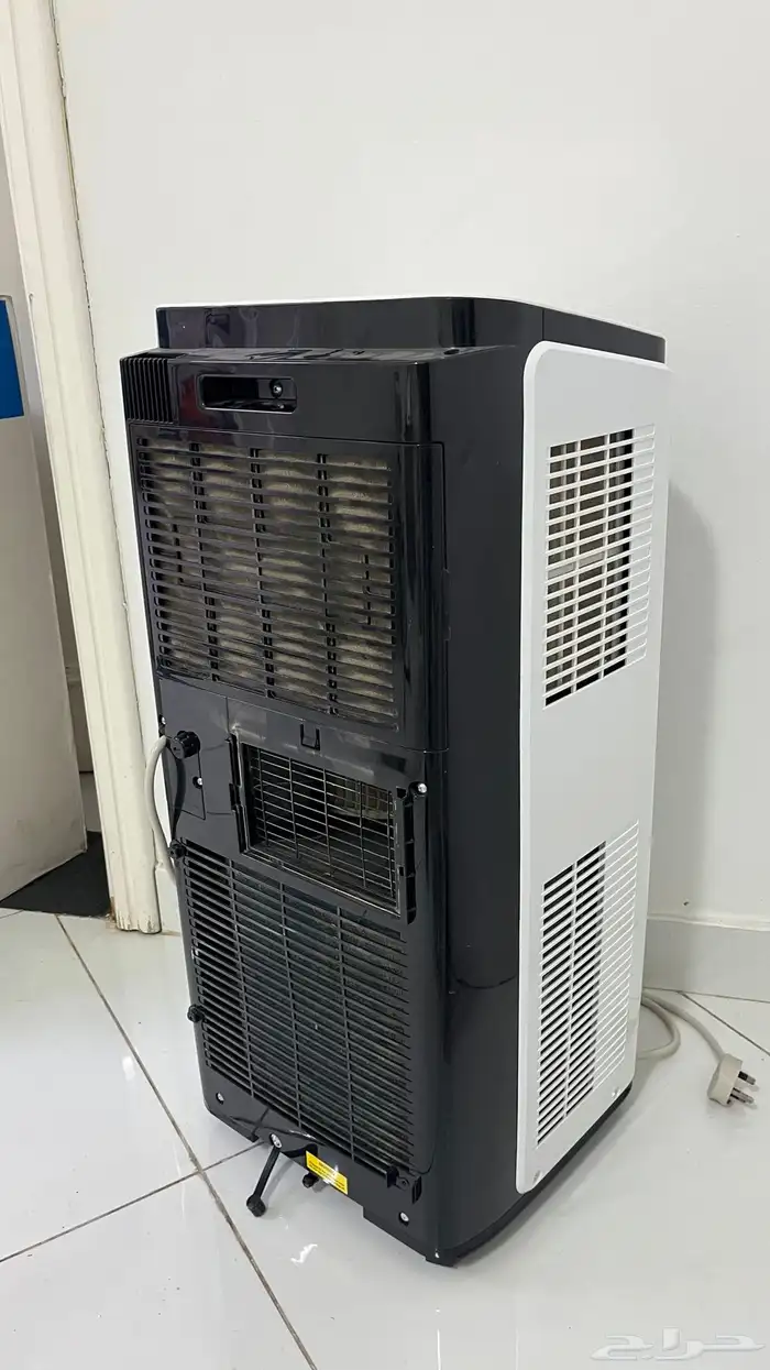 للبيع مكيف متنقل UGINE شبه جديد - مع كامل الملحقات 4