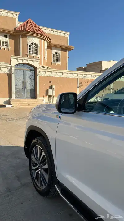 سياره على الشرط والفحص موديل 2020 1