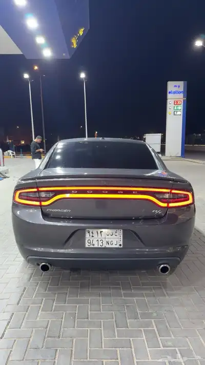 دوج تشارجر ار تي 5