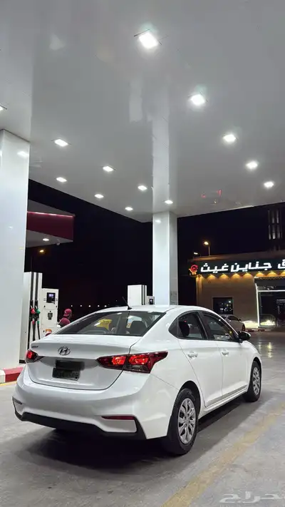 للبيع اكسنت 2020 2