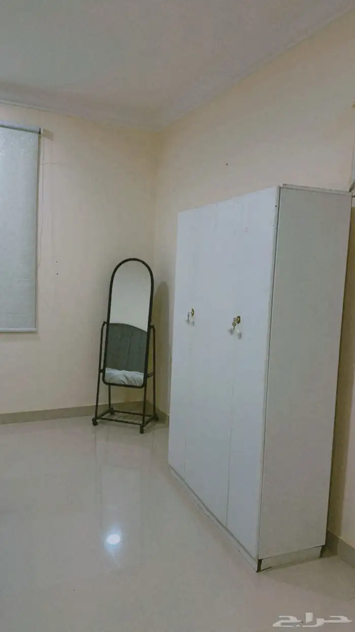 غرفة نوم وصالة وثلاجة للبيع 2