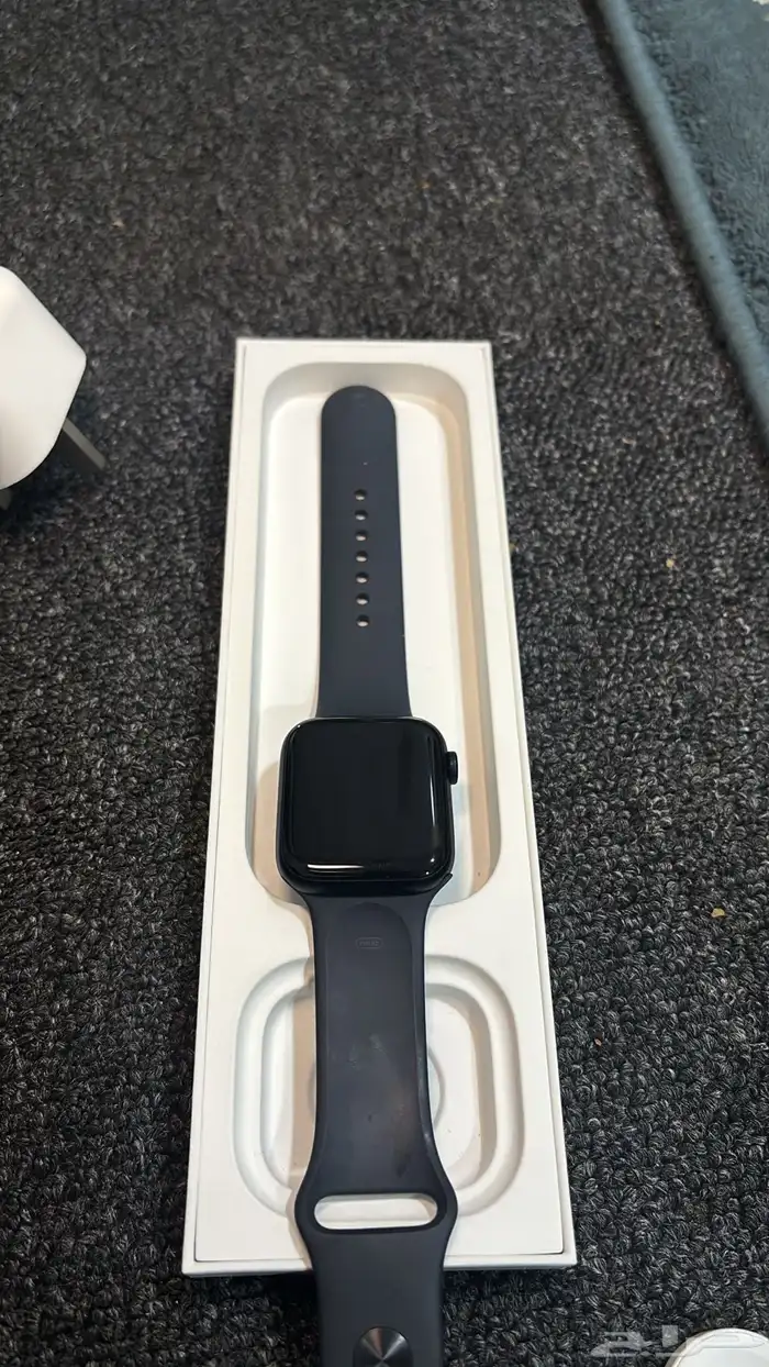 للبيع Apple Watch SE الجيل الثاني 0