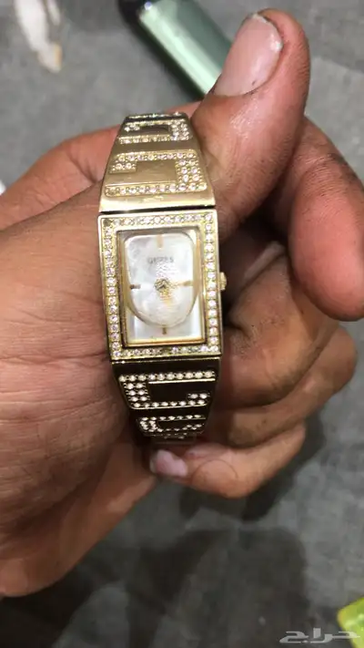 ساعهguess اصليه سوسري للبيع 1