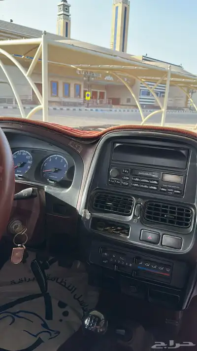 داتسون 2002 جي إل 12