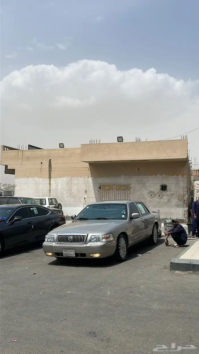 للبيع فورد ماركيز 2008 أو للبدل 9