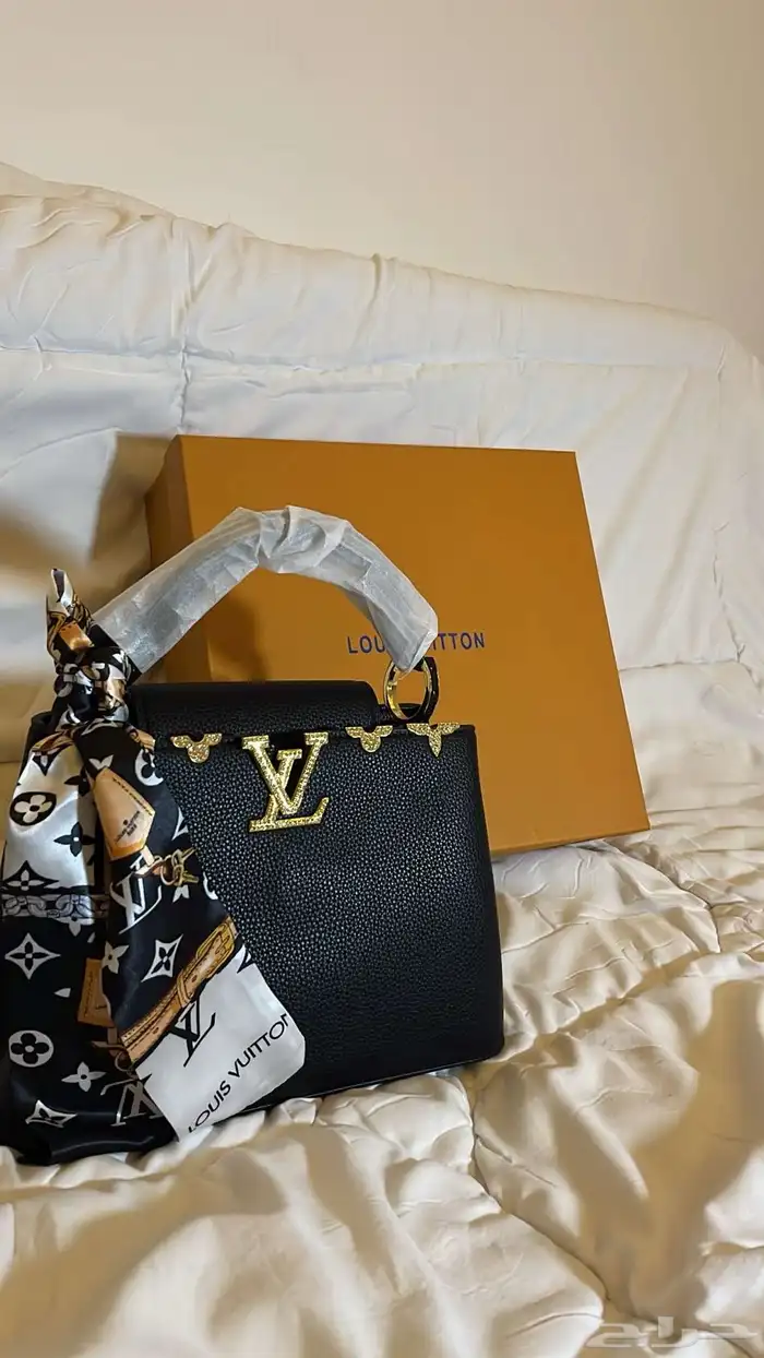 شنط ماركة مع الملحقات 0