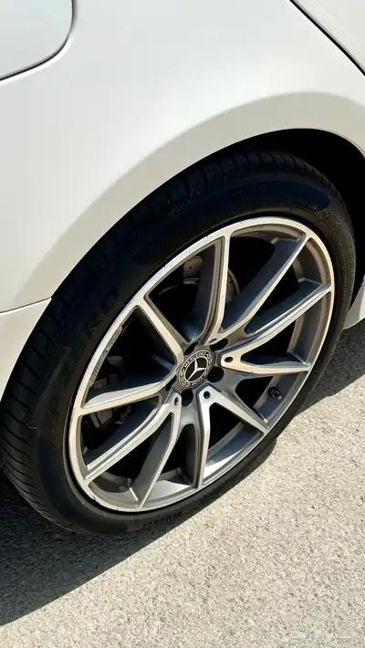 مرسيدس s560 2019 amg 23
