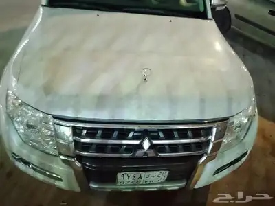 السلام  عليكم أعرض لكم جيب باجيرو نضيف رقم راعيه 2