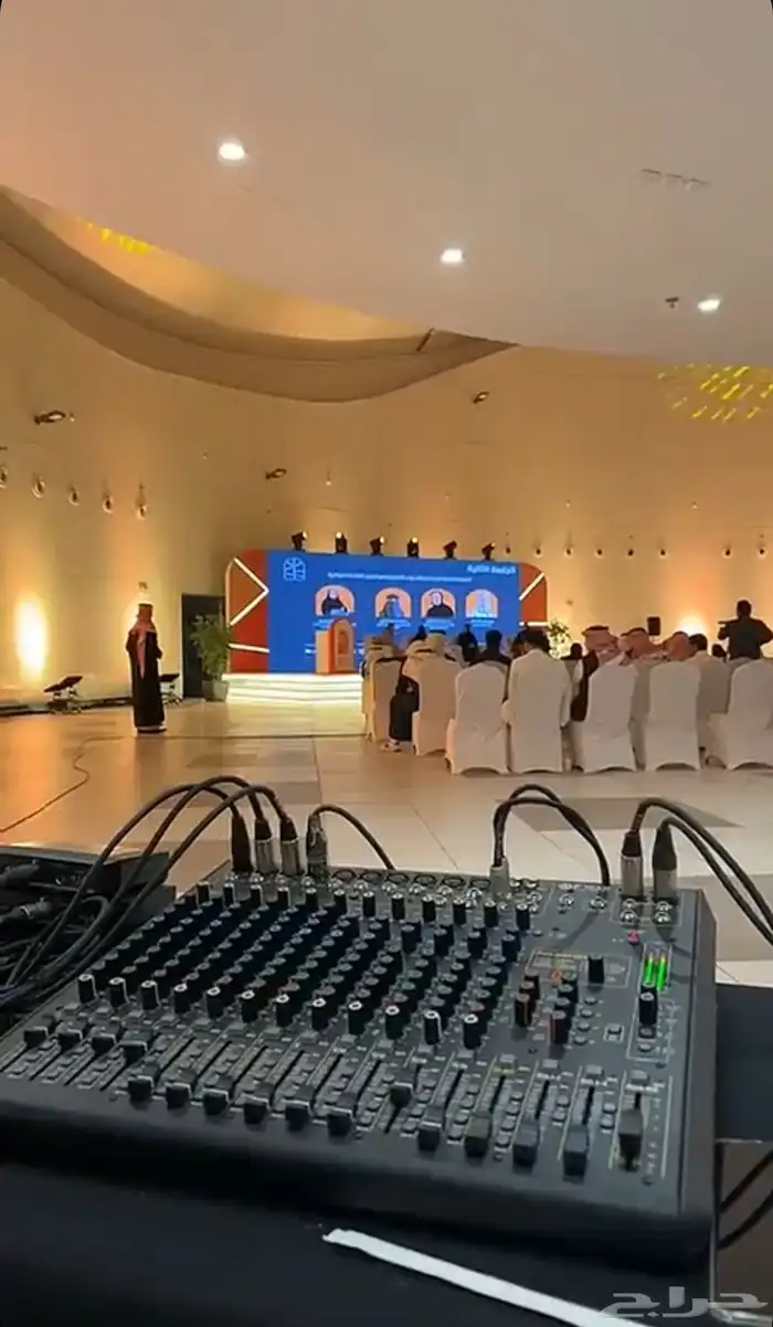 تأجير شاشات معارض ومؤتمرات 28