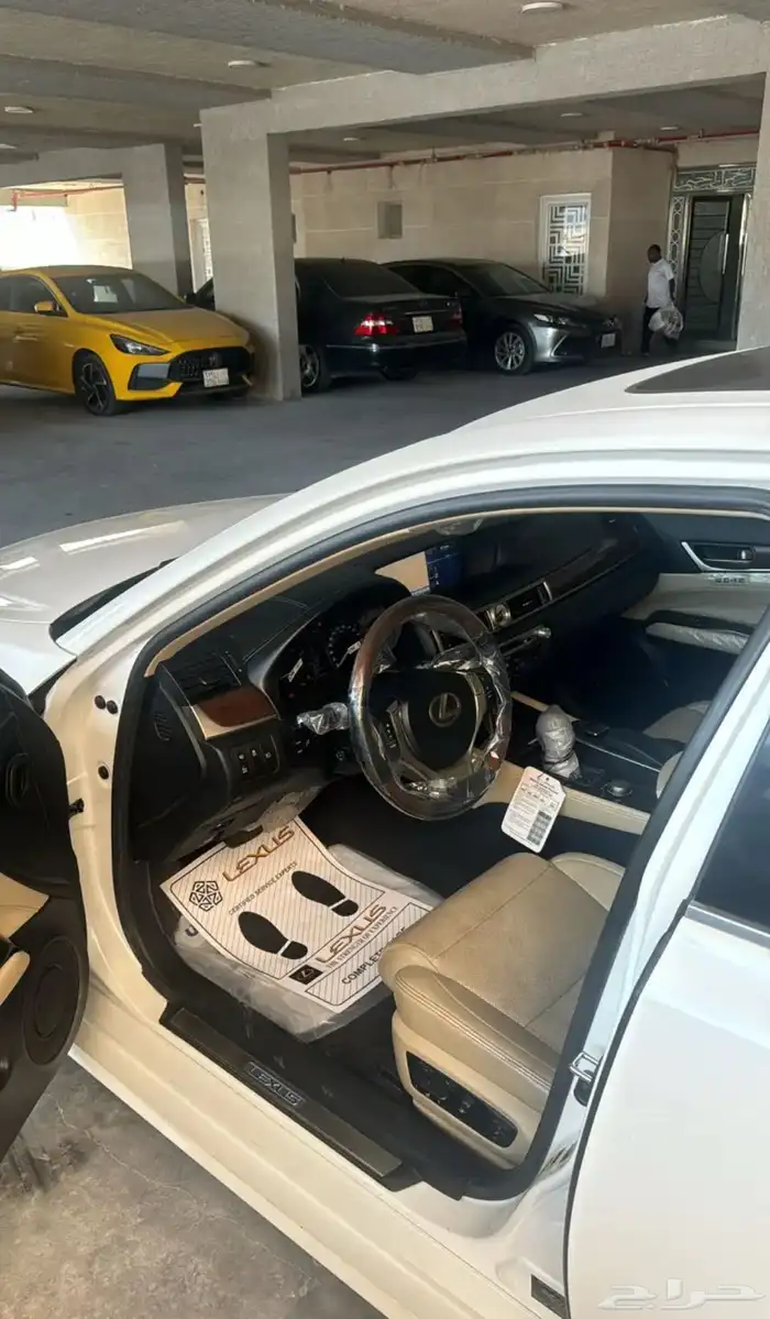 لكزس 2014 GS 4