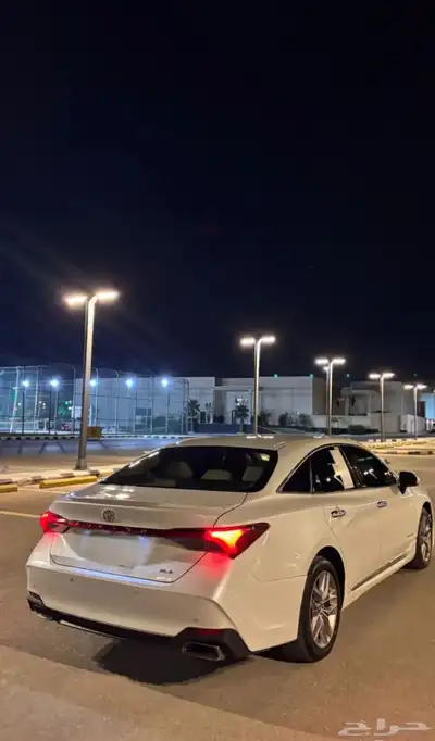 تويوتا أفالون 2019 XLE للبيع 2