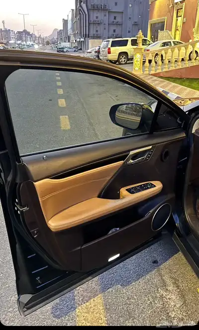 لكزس rx فل كامل 11