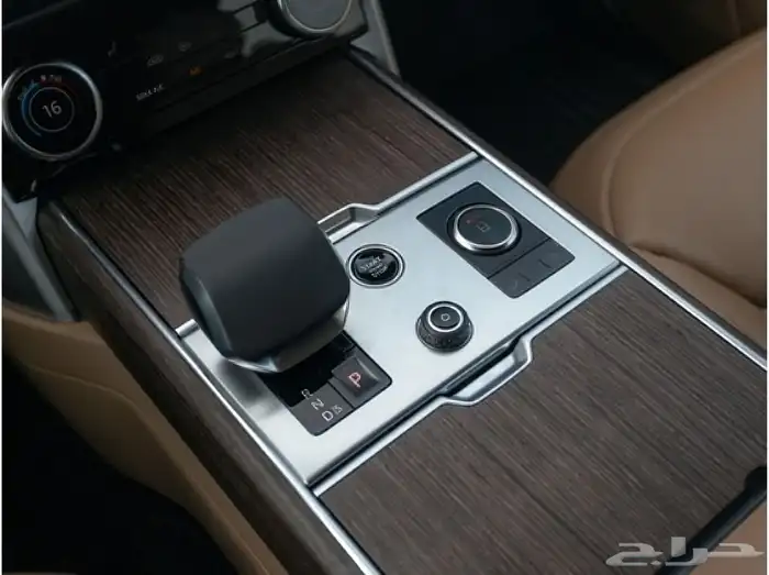 Land rover Range Rover SE 2023 5