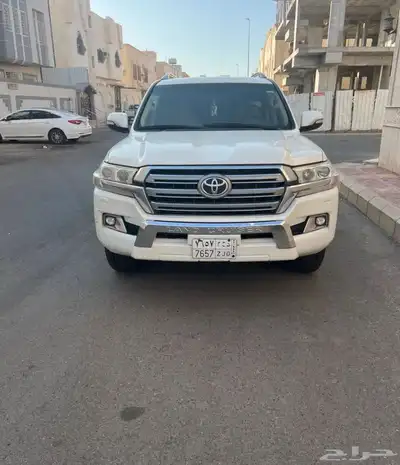 جيب لاندكروزر جي اكس ار 8 سرندل قير اتوماتيك 0