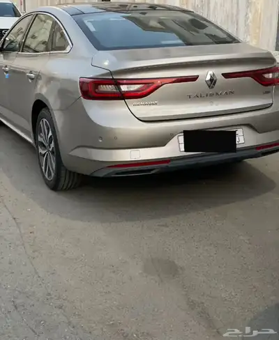 رينو تاليسمان 2018ممشى 100 الف بودي وبطن السياره بلد 3