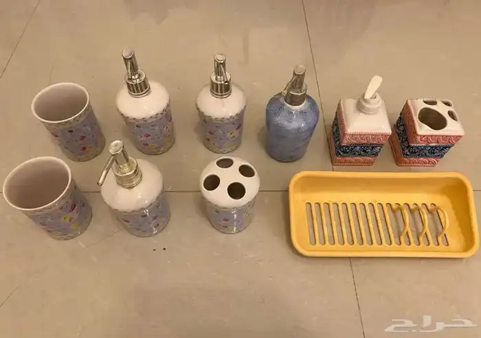 للبيع اواني منزليه متنوعه ( بحاله ممتازه ) 1