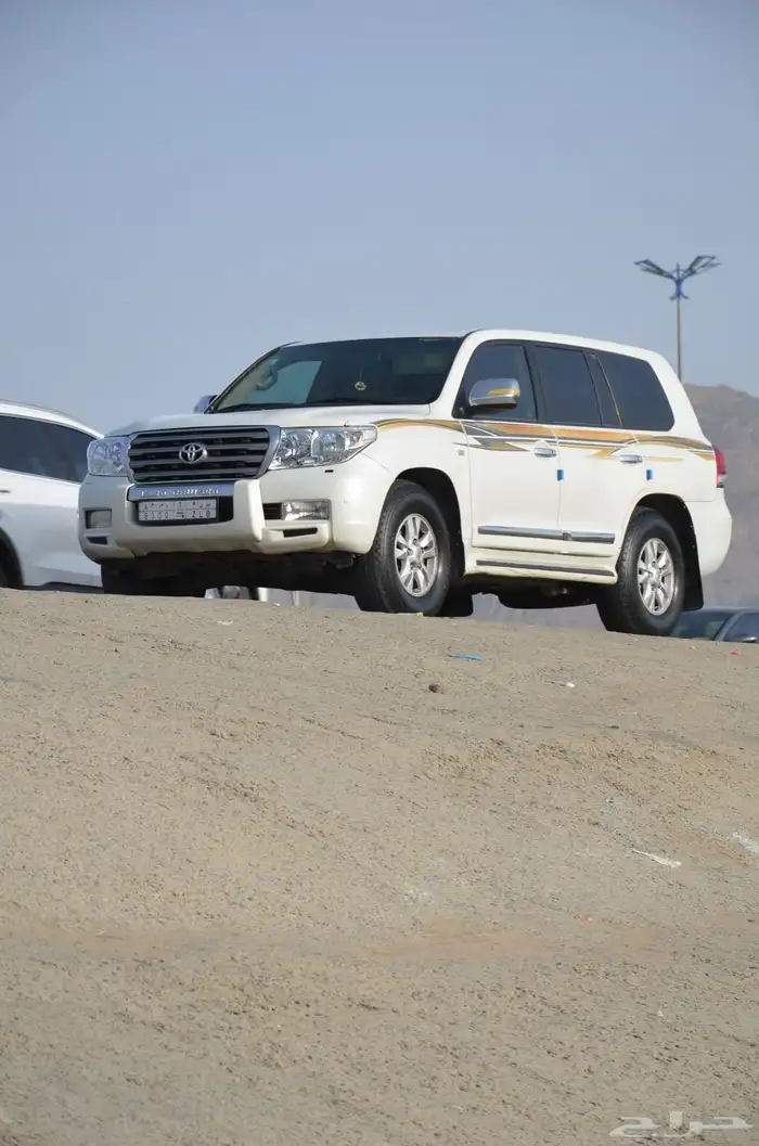 لاندكروزر 2