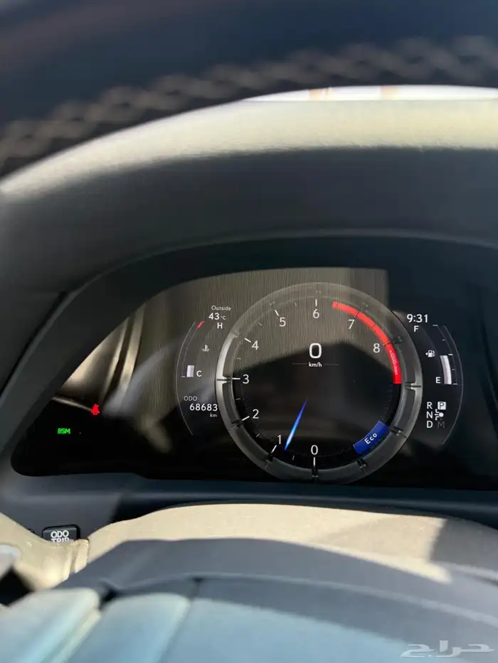 للبيع لكزس الساير LS500 F-Sport كامل المواصفات 10