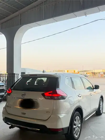 للبيع نيسان اكس تريل 2021 2