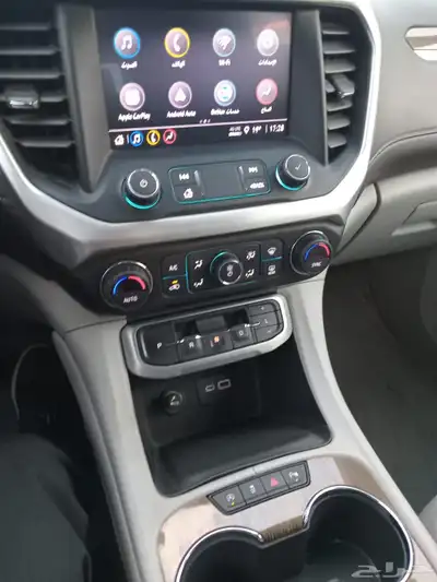 اكاديا GMC موديل 2021 8