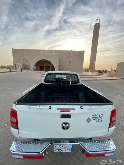 للبيع دودج رام 2019 دبل بنزين 10