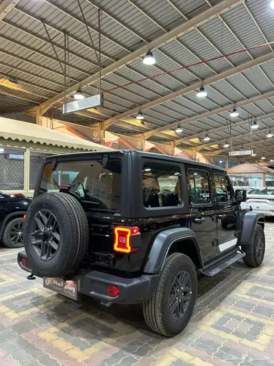 جيب رانجلر انلمتدد اسبورت2024 السعر شامل182650 2