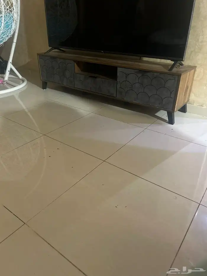 طاولة تلفزيون 0