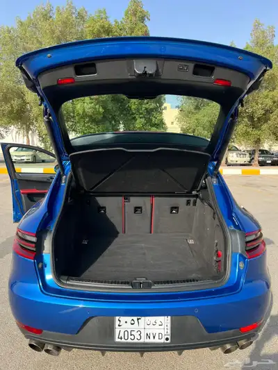2016 بورش مكان S 9