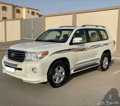 لاندكروزر 2013 بريمي 1