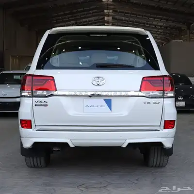 لاندكروزر VXS موديل 2016 3