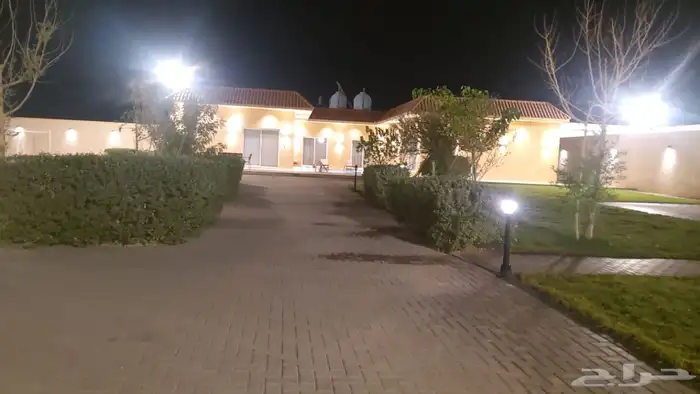 استراحة فاخرة للايجار بالعمارية 44