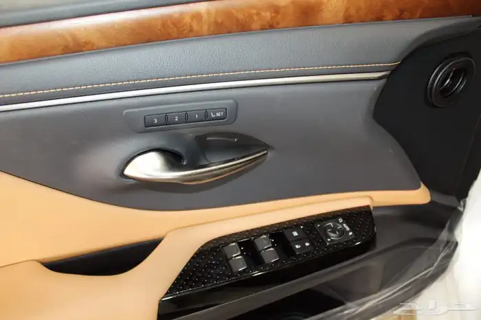 لكزس - ES350 CC - بريمي - 2025 26