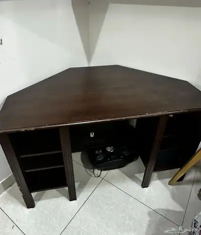مكتبة للبيع 0