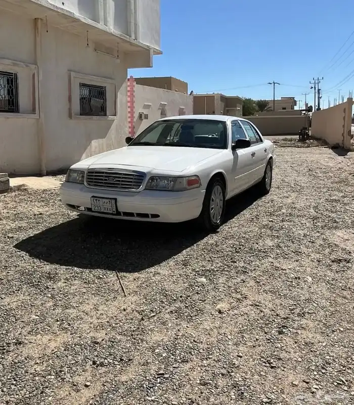 فورد فيكتوريا 2006 للبيع 10