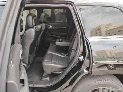 جيب جراند شروكي إس الإصدار الأسود ممشي قليل تعتبر جديدة 14