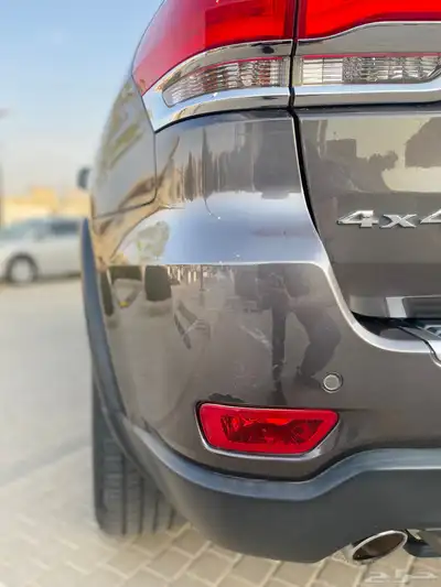 للبيع - جيب جراند شيروكي LIMITED 4x4 - موديل 2015 6