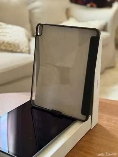 للبيع جهاز ايباد إير 2025 13 إنش 128 GB شبه جديد 2