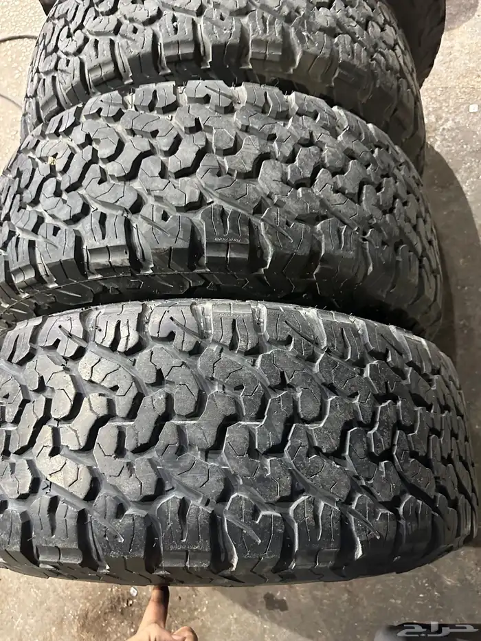 5 جنوط رنجلر مع كفرات نص حجري 285.70.17 ت22 6