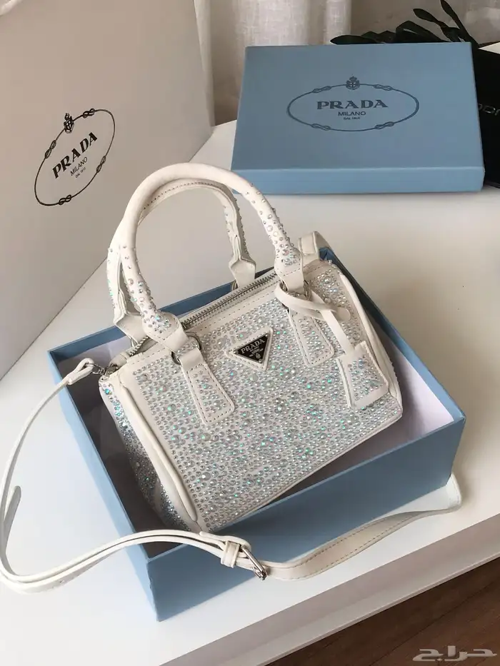 شنط برادا لمعه عرائسي 0