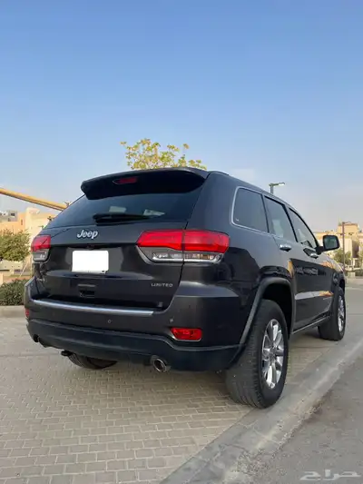 للبيع - جيب جراند شيروكي LIMITED 4x4 - موديل 2015 4