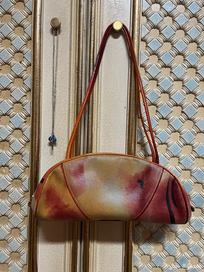 شنطه غوتشي اصليه لا يوجد ملحقات فنتج التاكد قبل الشراء اصلي 4