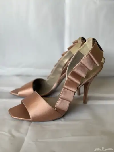 كعوب فخمة استخدام خفيف 18