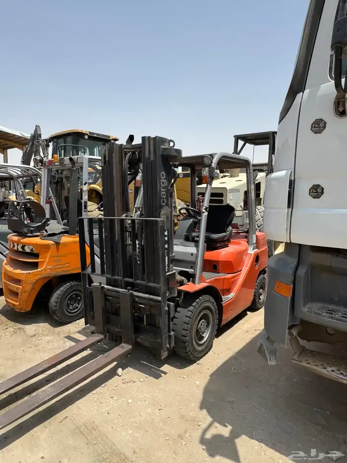 رافعات 3 طن العدد 10 حبات الموديل 2014 إلى 2022 6