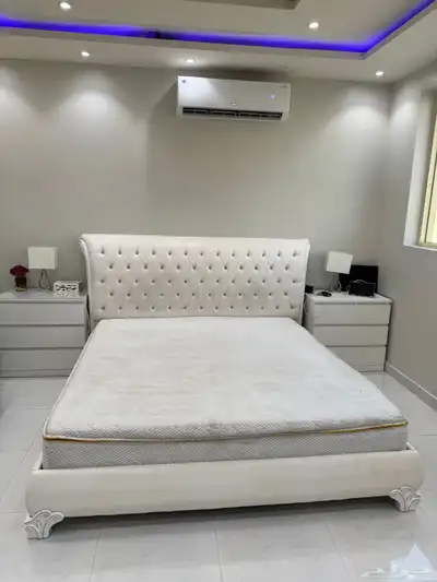 سرير كنج من هوم سنتر 200X200   مرتبه 8