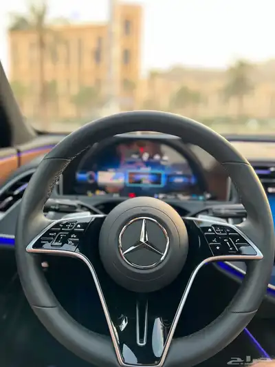 E200 2025 15