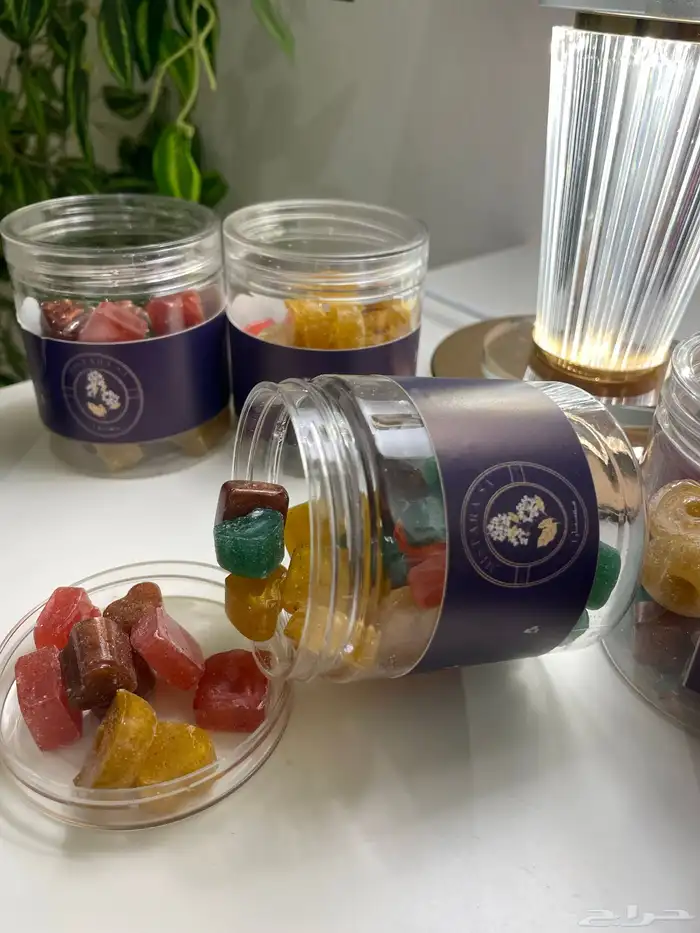 بخور مستكة ملونه بروائح مختلفه 1