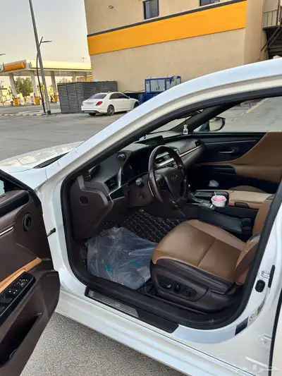 لكزس ES 350 لؤلؤي   فتحة   جملي   6 سلندر   ممشى 167 ألف 13