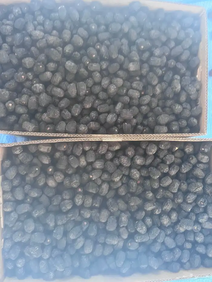 تمر عجوة 12 كرتون 1