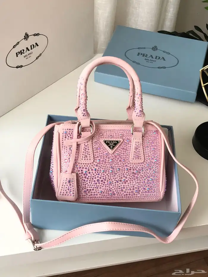 شنط برادا لمعه عرائسي 7